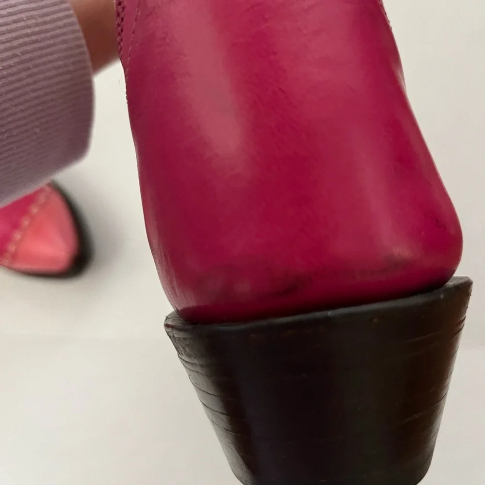 Lucchese Pink Embroidered Western CowgirlBoots - Picture 8 of 15